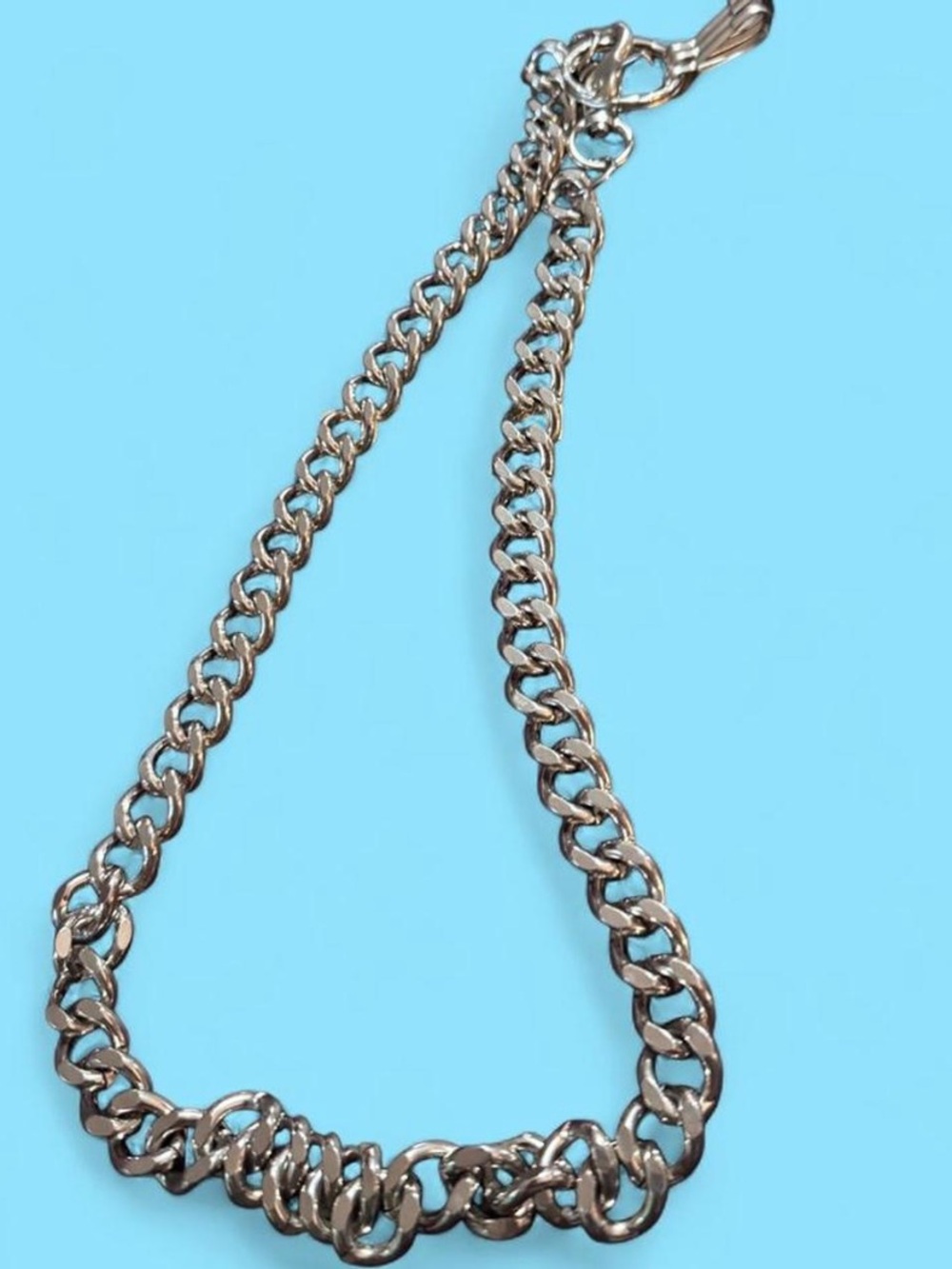 Vintage!!! Polished Curb-Link Silver Wallet Chain from Y2K Era! Has 3 key tags.